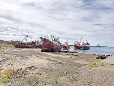 Shipwrecks in  Puerto -Madryn